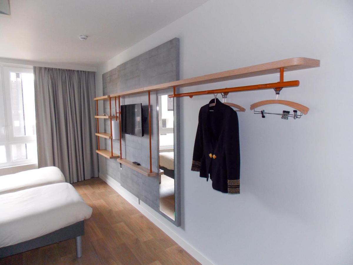 Ibis Budget Rouen Centre Rive Gauche Bagian luar foto