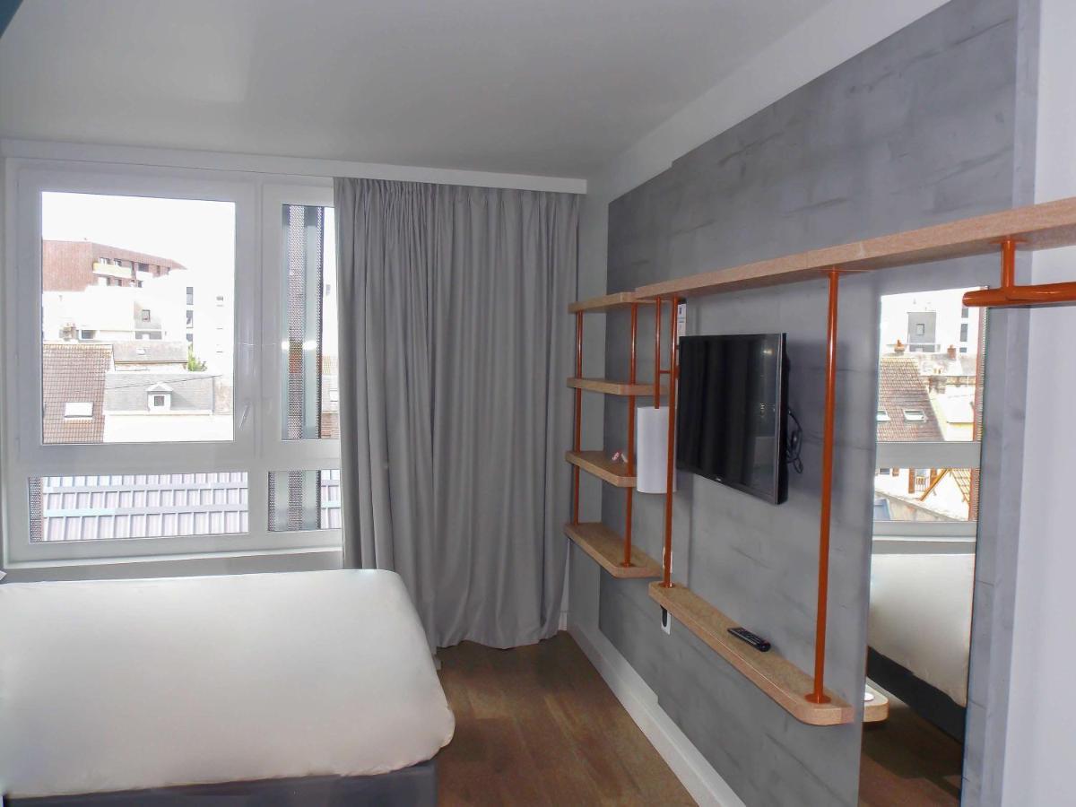Ibis Budget Rouen Centre Rive Gauche Bagian luar foto