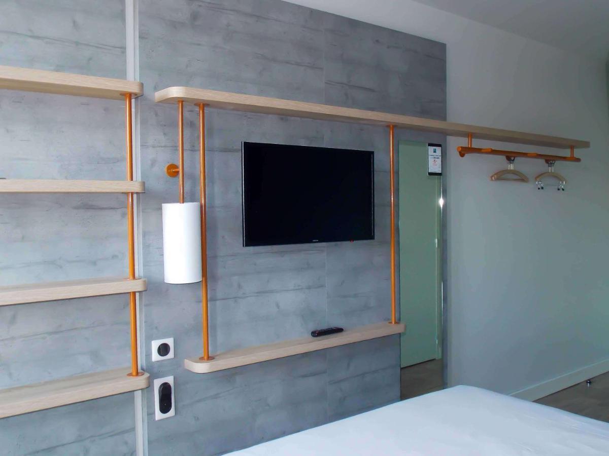 Ibis Budget Rouen Centre Rive Gauche Bagian luar foto
